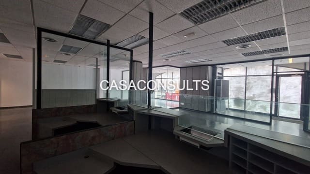 3 slaapkamer Winkelen te huur in Vilafamés - € 1.400 (Ref: 9715487)