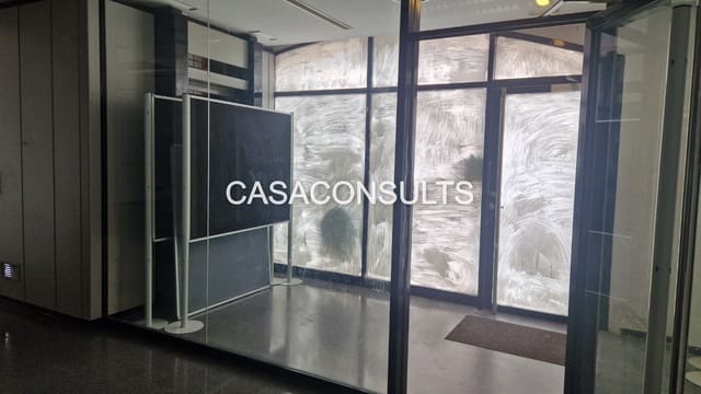 3 slaapkamer Winkelen te huur in Vilafamés - € 1.400 (Ref: 9715487)