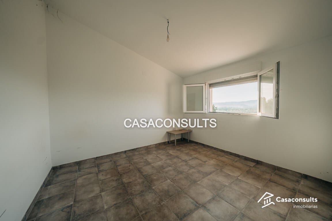 6 soverom Villa til salgs i Les Useres - € 229 999 (Ref: 9778383)