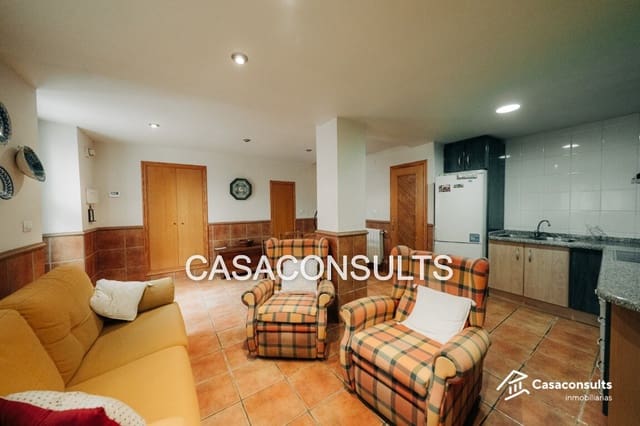 Casa de 4 habitaciones en Sierra Engarcerán en venta - 105.000 € (Ref: 9823829)