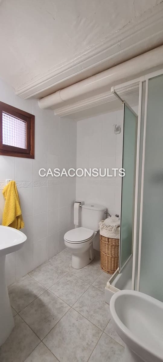 Casa de 6 habitaciones en Llucena  en venta - 75.000 € (Ref: 9844051)