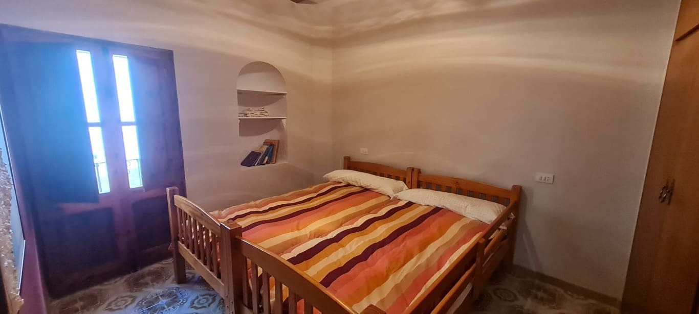 Casa de 6 habitaciones en Llucena  en venta - 75.000 € (Ref: 9844051)