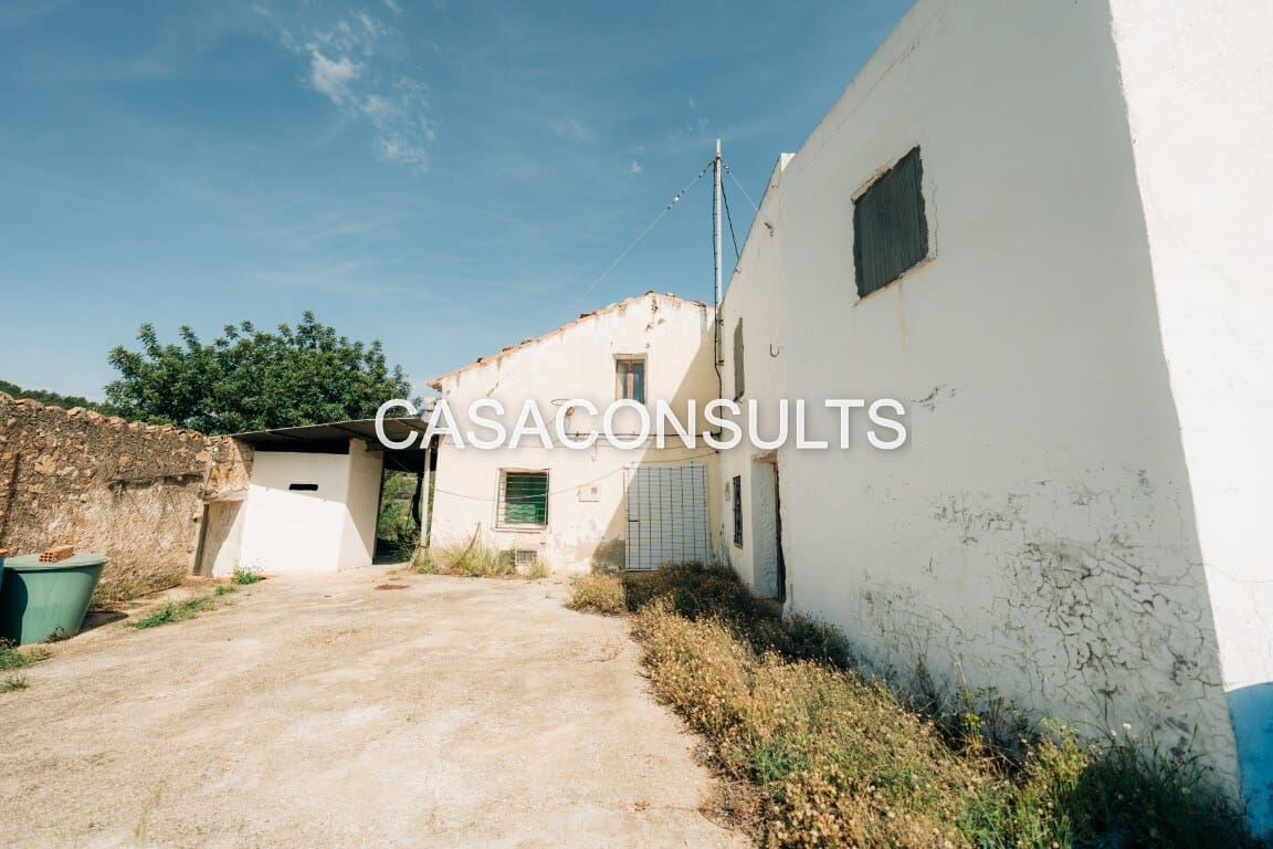 3 bedroom Villa for sale in Culla - € 80,000 (Ref: 9847800)
