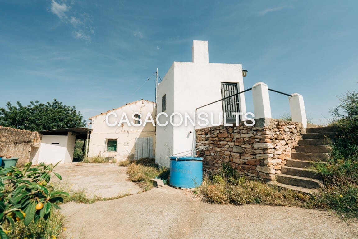3 bedroom Villa for sale in Culla - € 80,000 (Ref: 9847800)