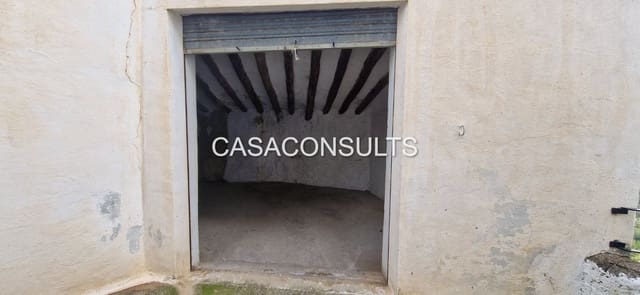 Garage for sale in Llucena  - € 20,000 (Ref: 9908292)