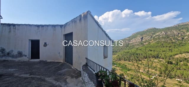 Garage for sale in Llucena  - € 20,000 (Ref: 9908292)