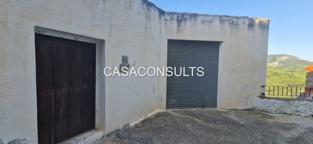 Garage for sale in Llucena  - € 20,000 (Ref: 9908292)