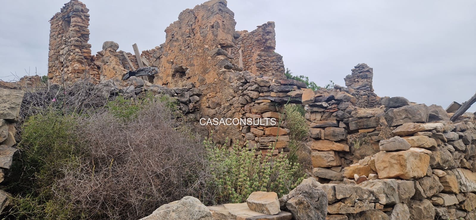 Undeveloped Land for sale in Les Useres - € 80,000 (Ref: 9921103)