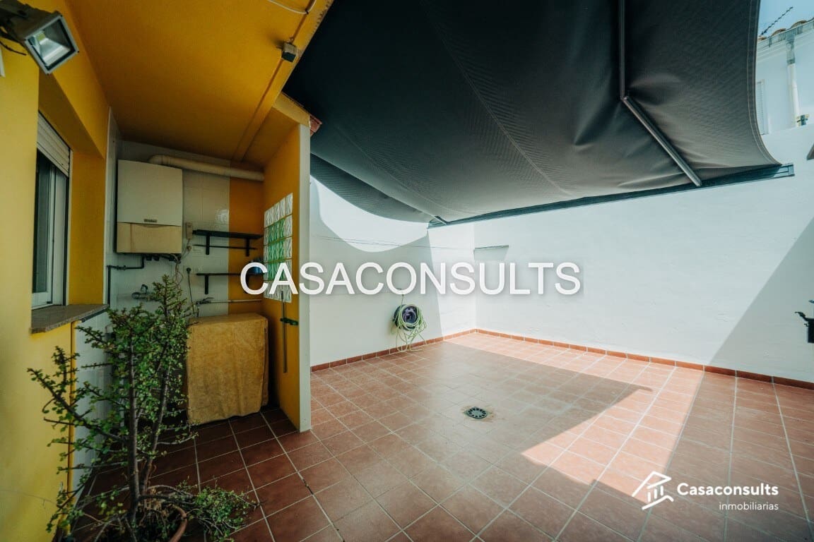3 quarto Moradia em Banda para venda em San Juan de Moro com garagem - 170 000 € (Ref: 9938799)