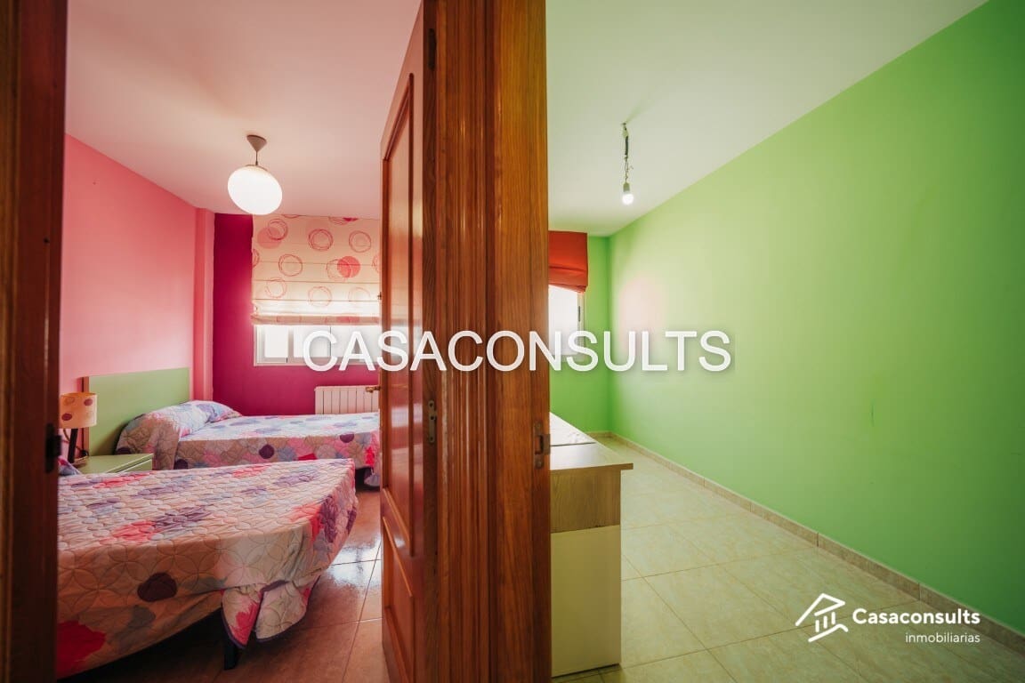 3 quarto Moradia em Banda para venda em San Juan de Moro com garagem - 170 000 € (Ref: 9938799)