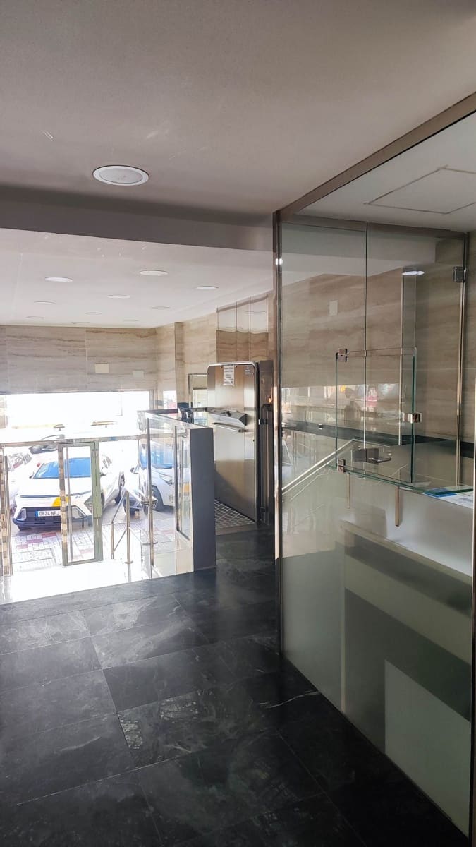 3 sovrum Lägenhet till salu i Malaga stad - 279 900 € (Ref: 10003475)