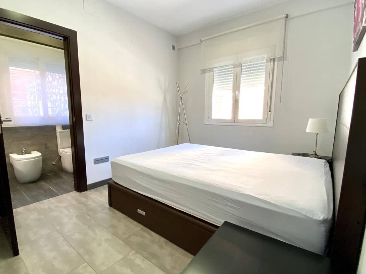 2 soveværelse Lejlighed til leje i Fuengirola med garage - € 1.200 (Ref: 10015095)