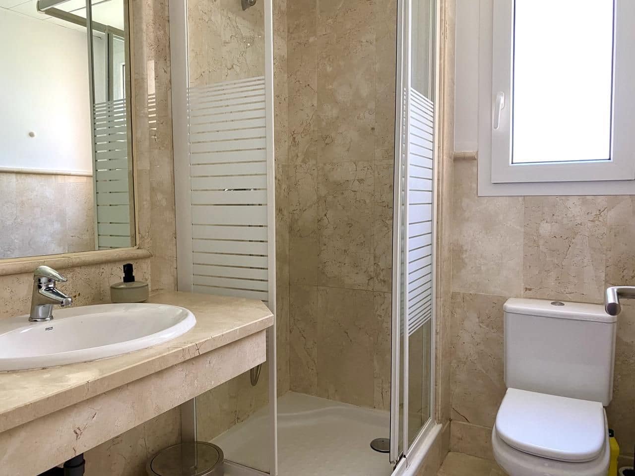 3 quarto Apartamento para arrendar em Mijas com piscina garagem - 1 650 € (Ref: 10023627)