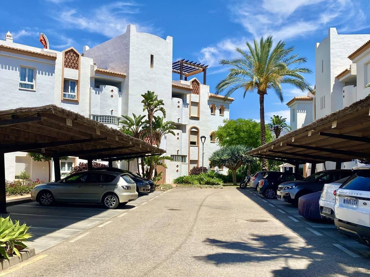 3 quarto Apartamento para arrendar em Mijas com piscina garagem - 1 650 € (Ref: 10023627)