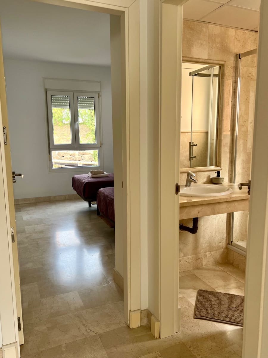 3 quarto Apartamento para arrendar em Mijas com piscina garagem - 1 650 € (Ref: 10023627)