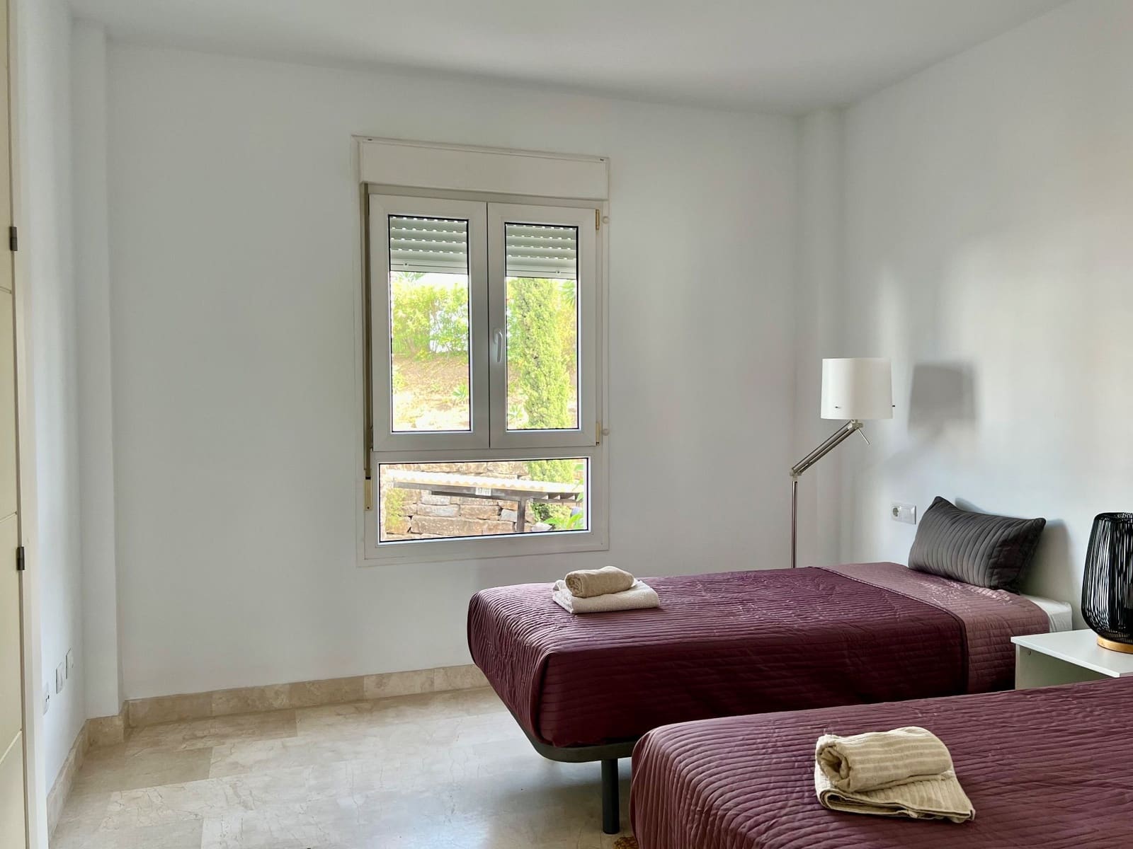 3 quarto Apartamento para arrendar em Mijas com piscina garagem - 1 650 € (Ref: 10023627)