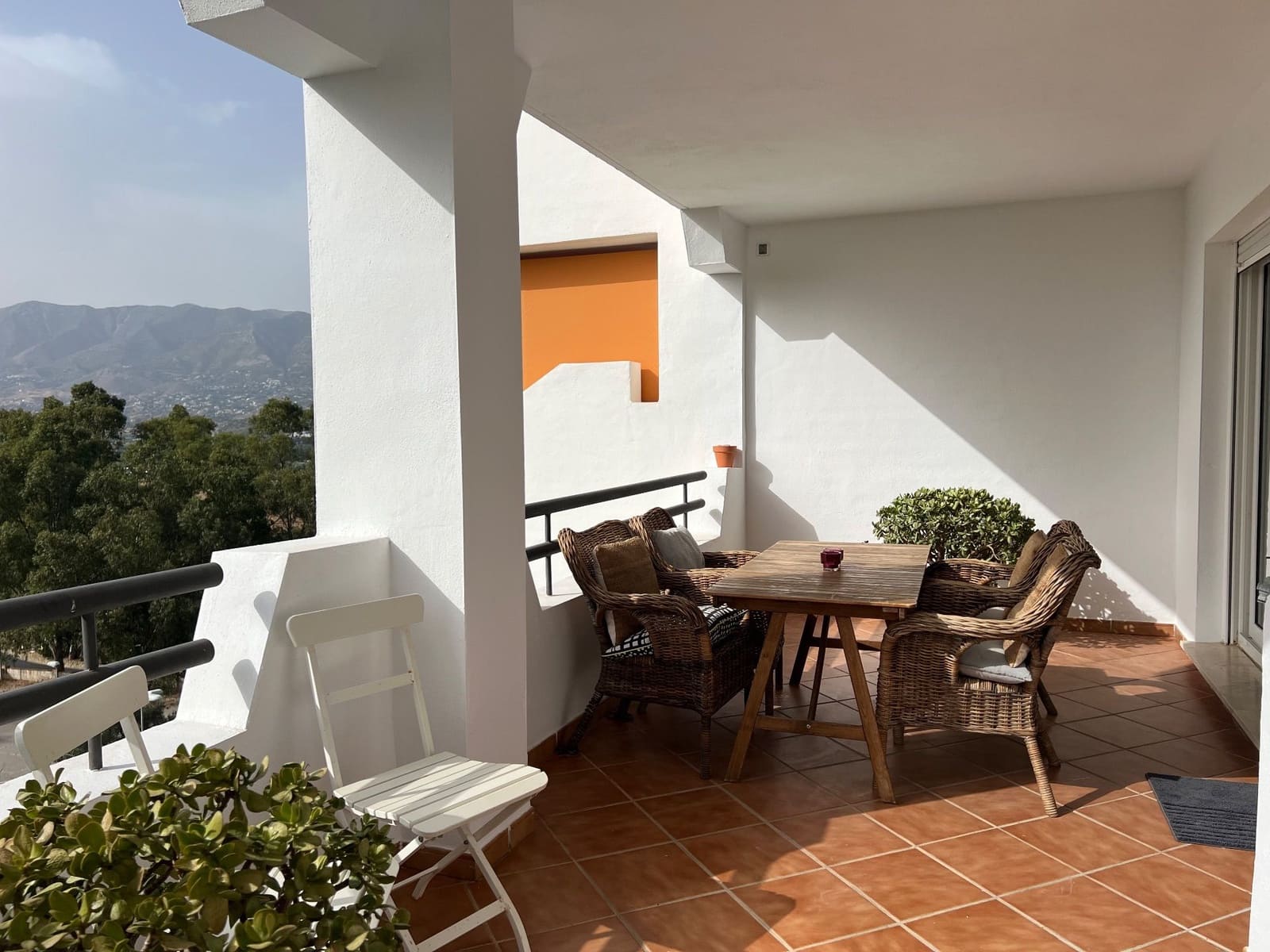 3 quarto Apartamento para arrendar em Mijas com piscina garagem - 1 650 € (Ref: 10023627)