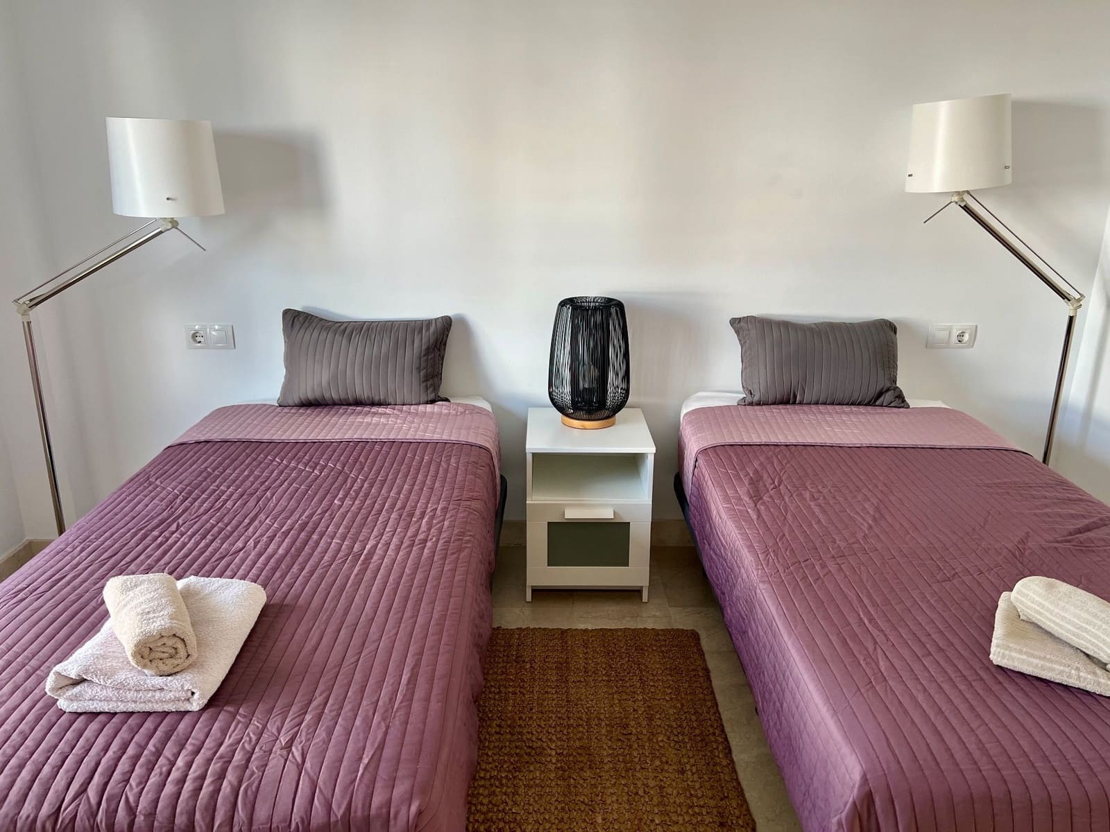 3 quarto Apartamento para arrendar em Mijas com piscina garagem - 1 650 € (Ref: 10023627)