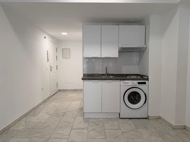 1 sovrum Lägenhet att hyra i Torremolinos - 900 € (Ref: 10058004)