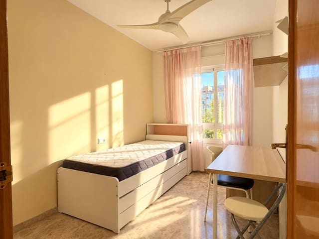 3 soveværelse Lejlighed til leje i Finca La Palma, Málaga by med swimmingpool garage - € 1.450 (Ref: 10139201)