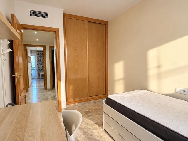 3 soveværelse Lejlighed til leje i Finca La Palma, Málaga by med swimmingpool garage - € 1.450 (Ref: 10139201)