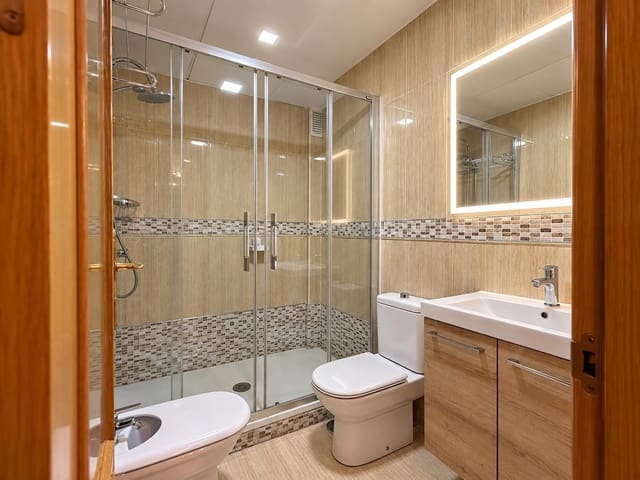 3 soveværelse Lejlighed til leje i Finca La Palma, Málaga by med swimmingpool garage - € 1.450 (Ref: 10139201)