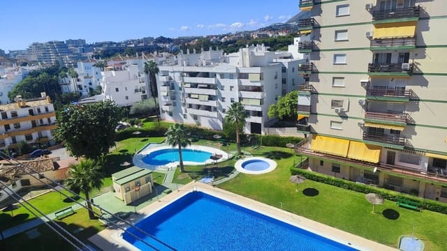 2 chambre Appartement à vendre à Benalmadena Costa, Benalmádena avec piscine - 290 000 € (Ref: 10141713)