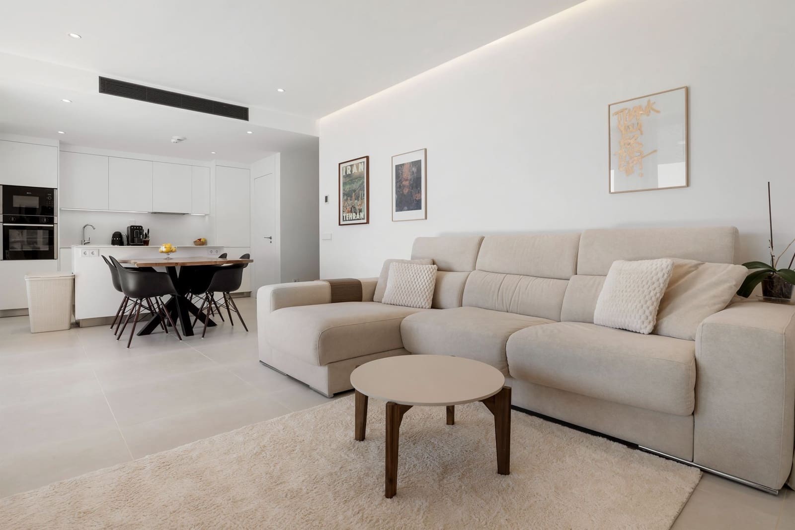 Piso de 2 habitaciones en Fuengirola en venta con piscina garaje - 675.000 € (Ref: 9371141)