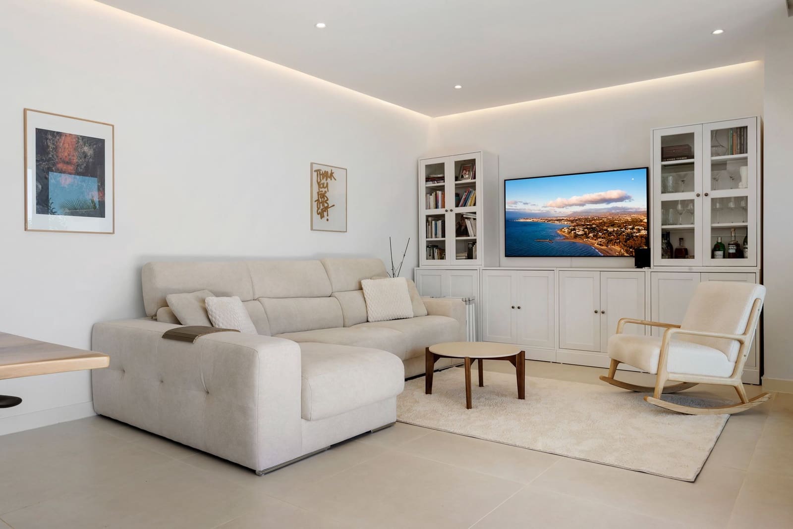 Piso de 2 habitaciones en Fuengirola en venta con piscina garaje - 675.000 € (Ref: 9371141)