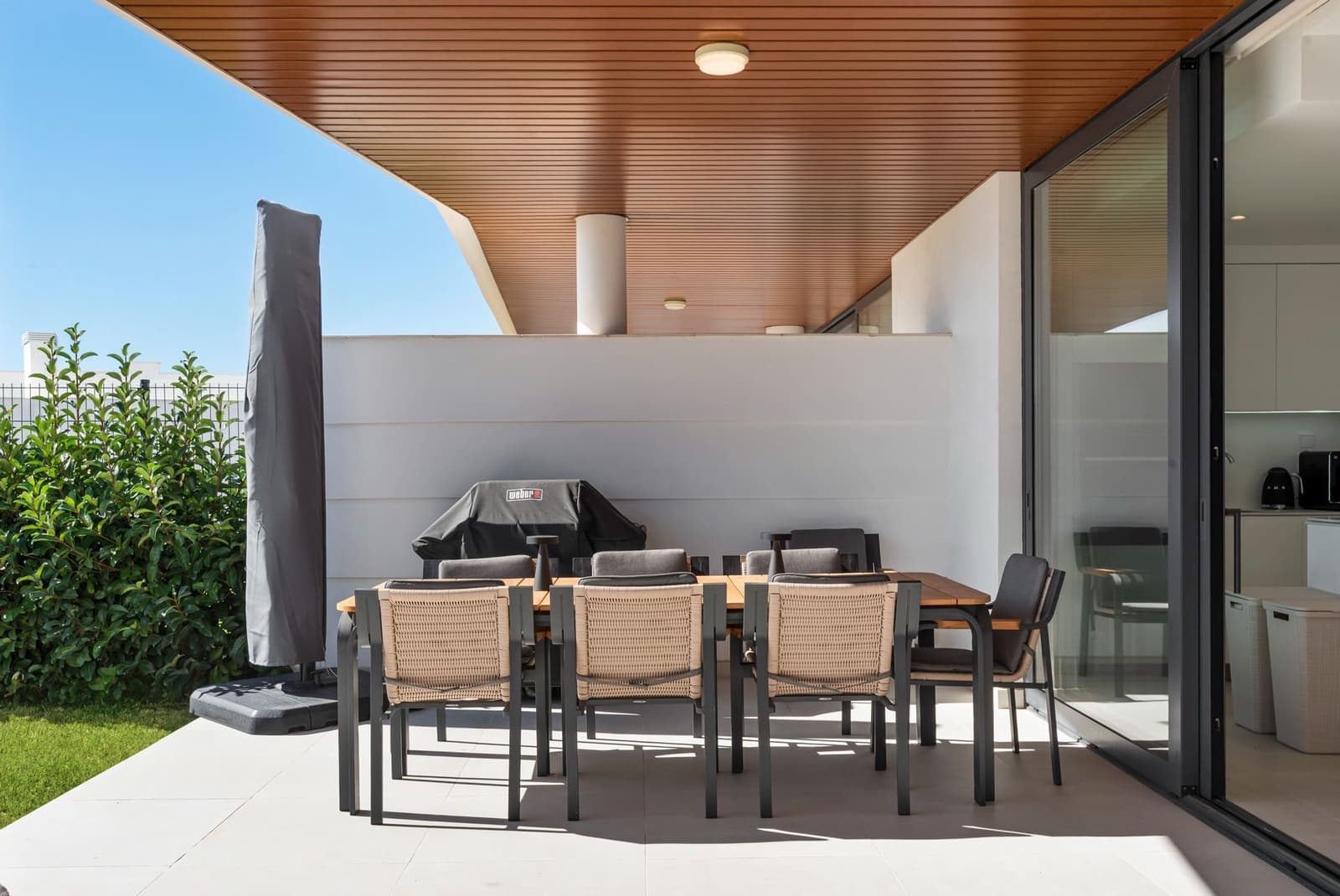 Piso de 2 habitaciones en Fuengirola en venta con piscina garaje - 675.000 € (Ref: 9371141)