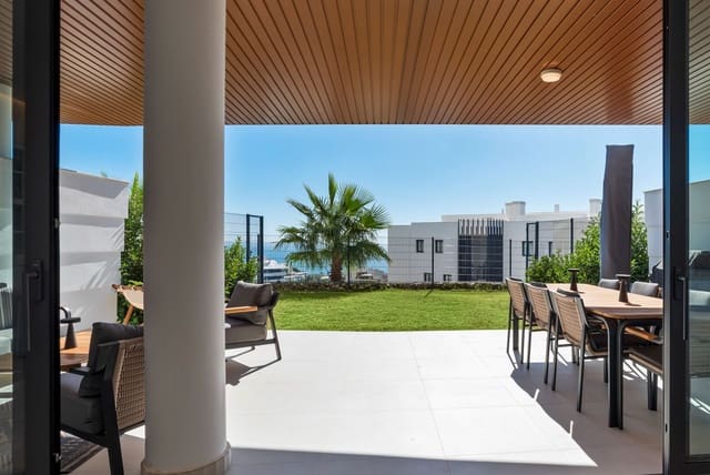 Piso de 2 habitaciones en El Higuerón, Fuengirola en venta con piscina garaje - 675.000 € (Ref: 9371141)