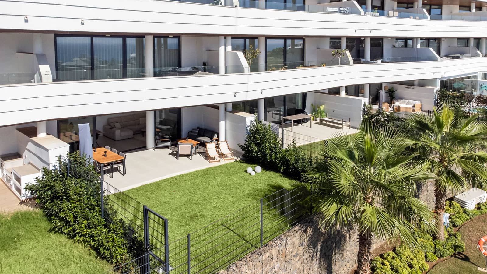 Piso de 2 habitaciones en Fuengirola en venta con piscina garaje - 675.000 € (Ref: 9371141)