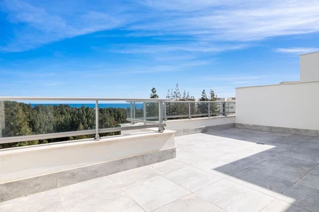 3 makuuhuone Asunto myytävänä paikassa Mijas Costa, Mijas mukana uima-altaan 
autotalli - 697 700 € (Ref: 9376653)