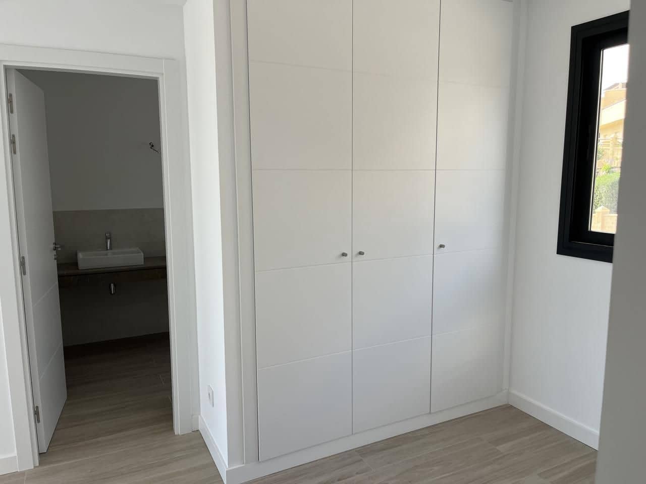 2 bedroom Flat for sale in Mijas Costa - € 890,000 (Ref: 9376654)