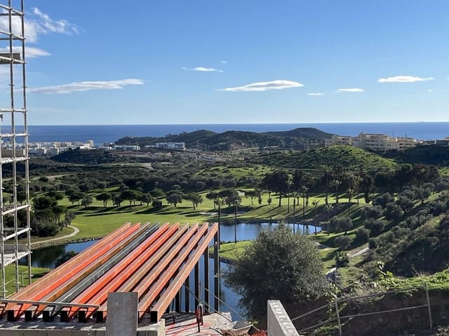 5 bedroom Villa for sale in Mijas Costa, Mijas - € 2,027,240 (Ref: 9376655)