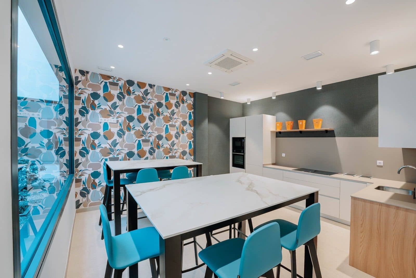 Piso de 2 habitaciones en Fuengirola en venta con piscina garaje - 659.500 € (Ref: 9376658)