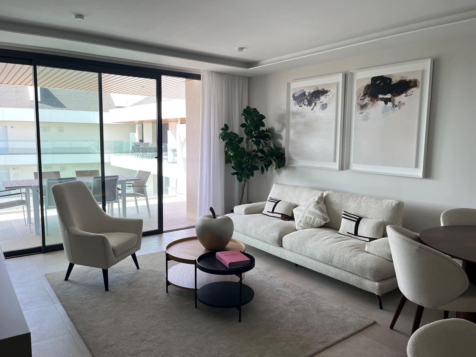 Piso de 2 habitaciones en Fuengirola en venta con piscina garaje - 659.500 € (Ref: 9376658)