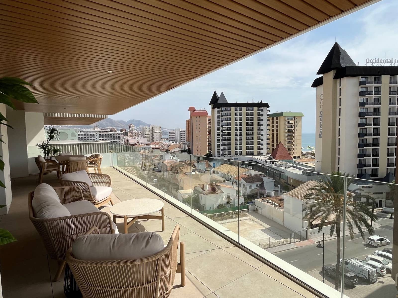 Piso de 2 habitaciones en Fuengirola en venta con piscina garaje - 659.500 € (Ref: 9376658)