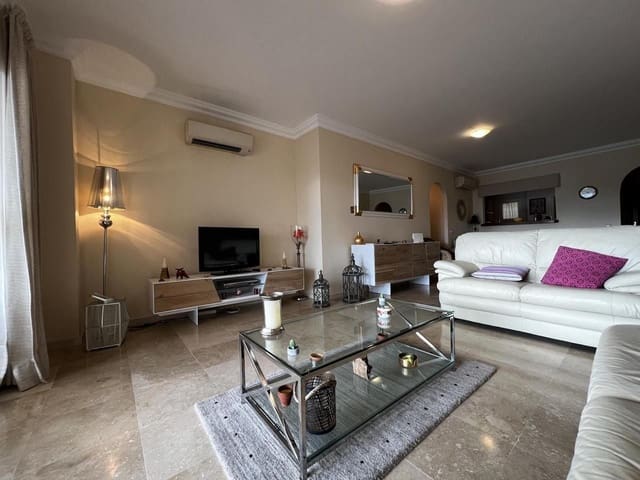 Piso de 2 habitaciones en Mijas en venta con piscina garaje - 320.000 € (Ref: 9376667)