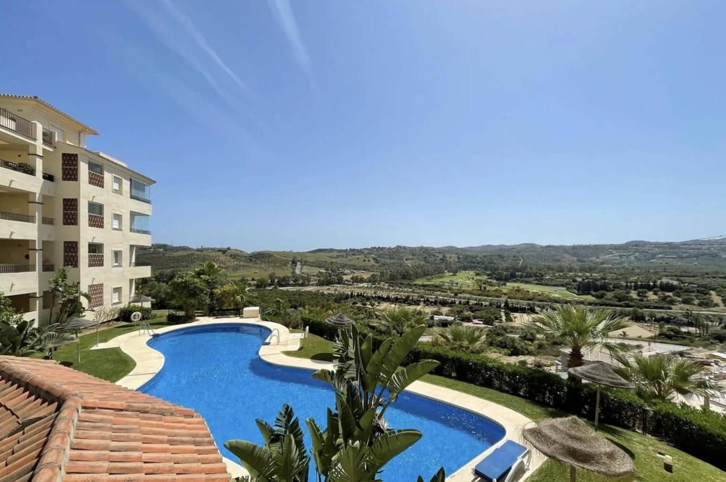 2 bedroom Flat for sale in Mijas with pool garage - € 320,000 (Ref: 9376667)