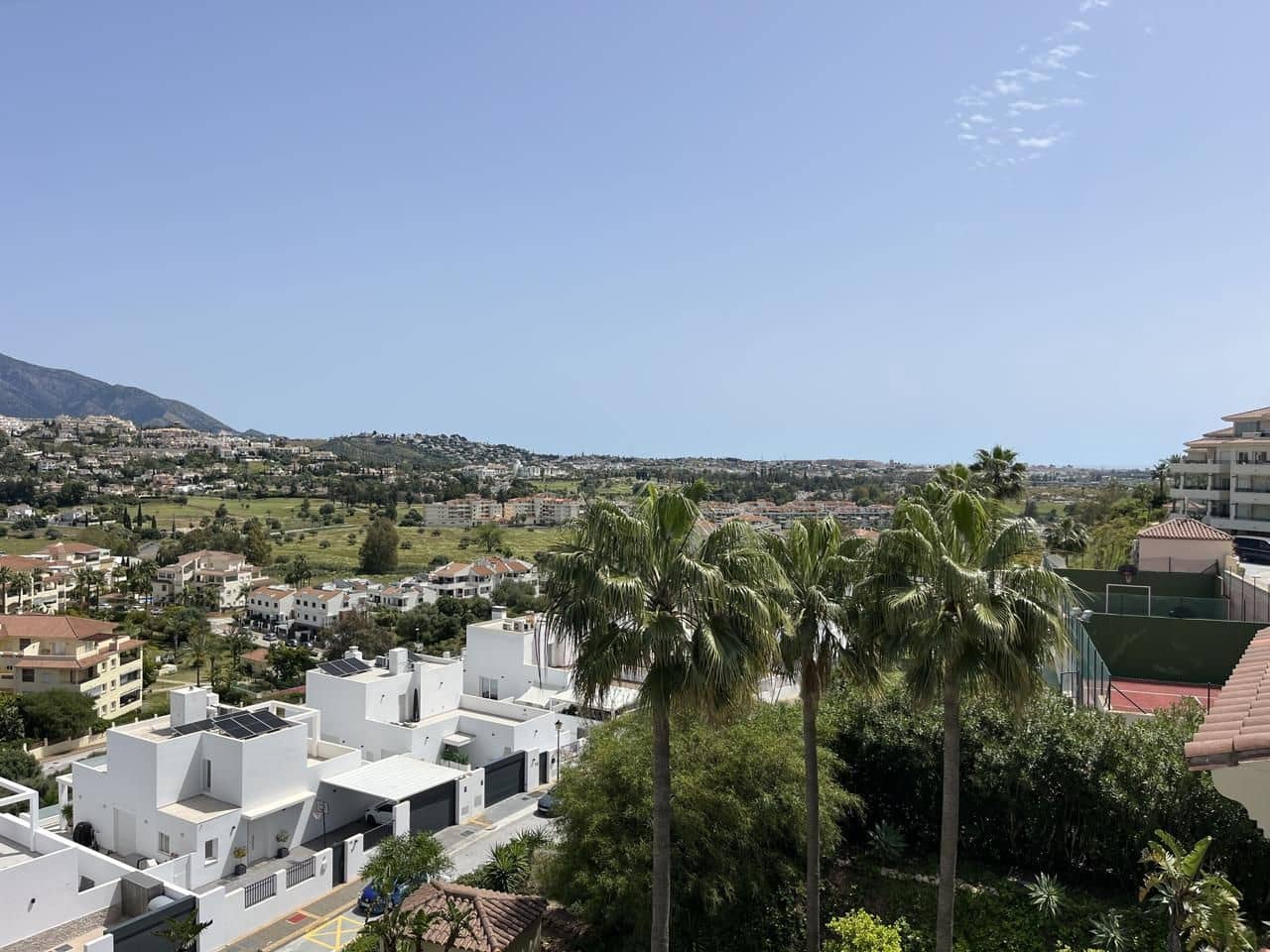 3 bedroom Flat for sale in Mijas Costa with pool garage - € 529,000 (Ref: 9376671)