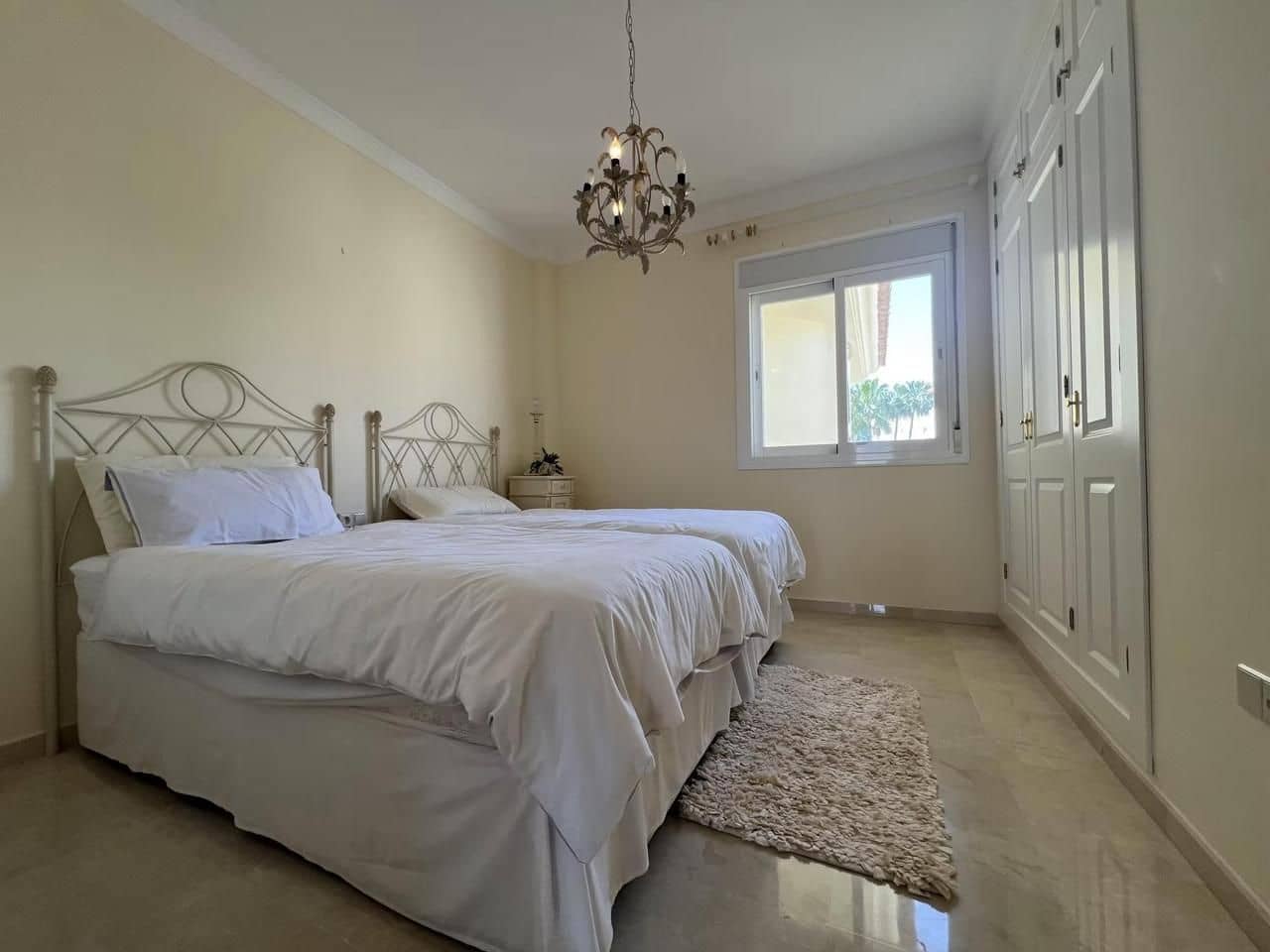 3 bedroom Flat for sale in Mijas Costa with pool garage - € 529,000 (Ref: 9376671)