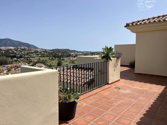 Piso de 3 habitaciones en Mijas Costa, Mijas en venta con piscina garaje - 529.000 € (Ref: 9376671)