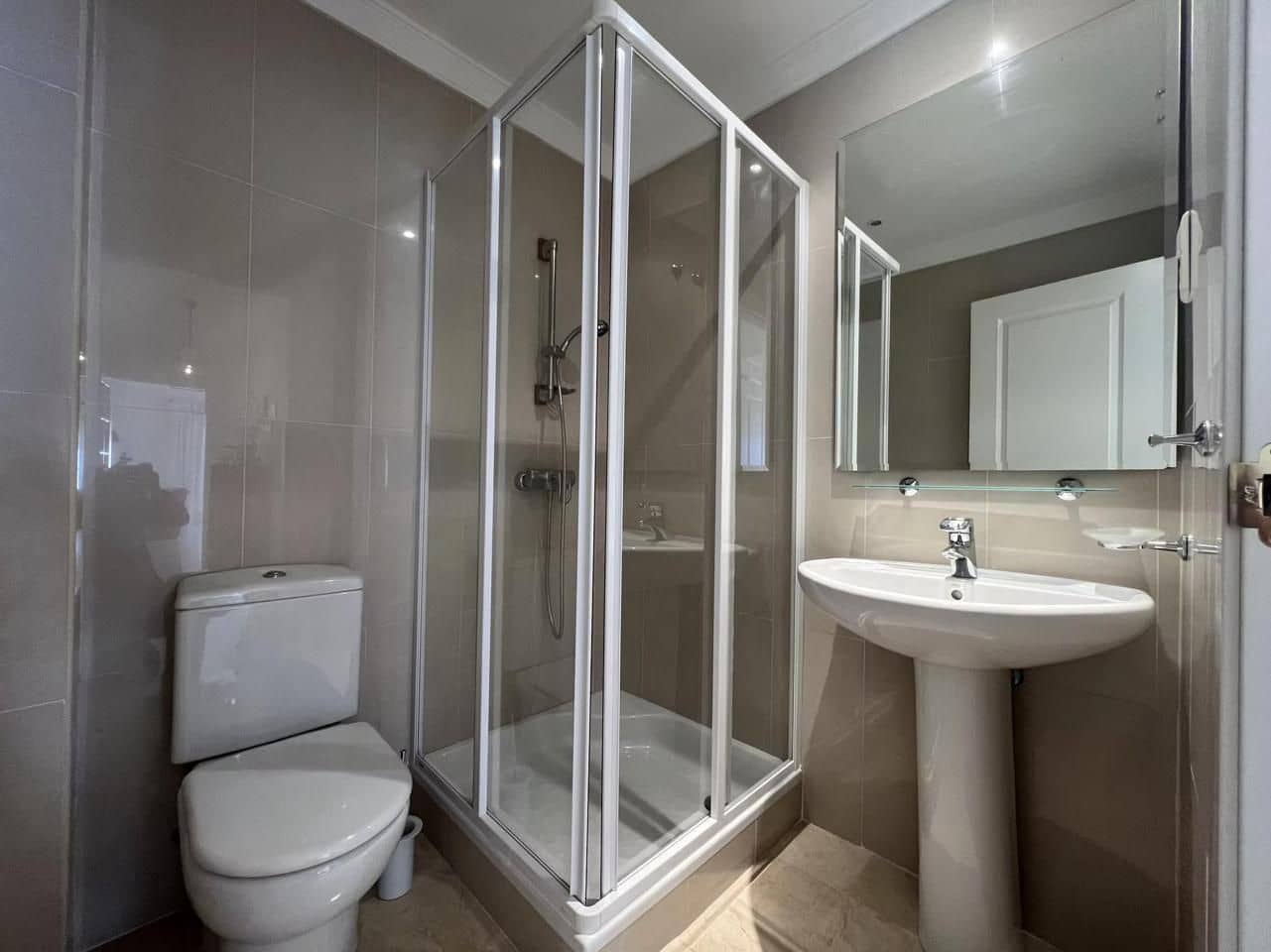 3 bedroom Flat for sale in Mijas Costa with pool garage - € 529,000 (Ref: 9376671)