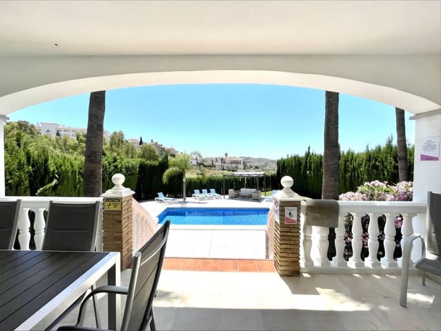 4 sypialnia Willa na sprzedaż w Mijas Golf, Mijas z basenem garażem - 1 049 500 € (Ref: 9376672)