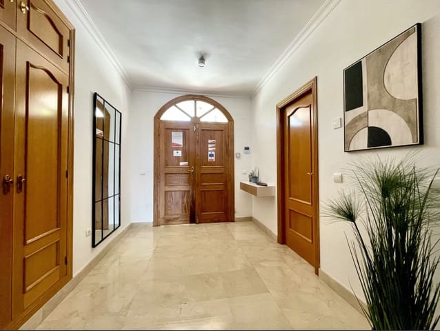 4 sypialnia Willa na sprzedaż w Mijas Golf, Mijas z basenem garażem - 1 049 500 € (Ref: 9376672)