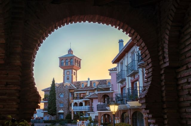 4 bedroom Penthouse for sale in Mijas with pool garage - € 1,150,000 (Ref: 9376673)