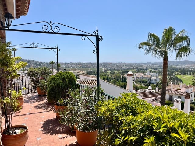 4 bedroom Penthouse for sale in Mijas with pool garage - € 1,150,000 (Ref: 9376673)
