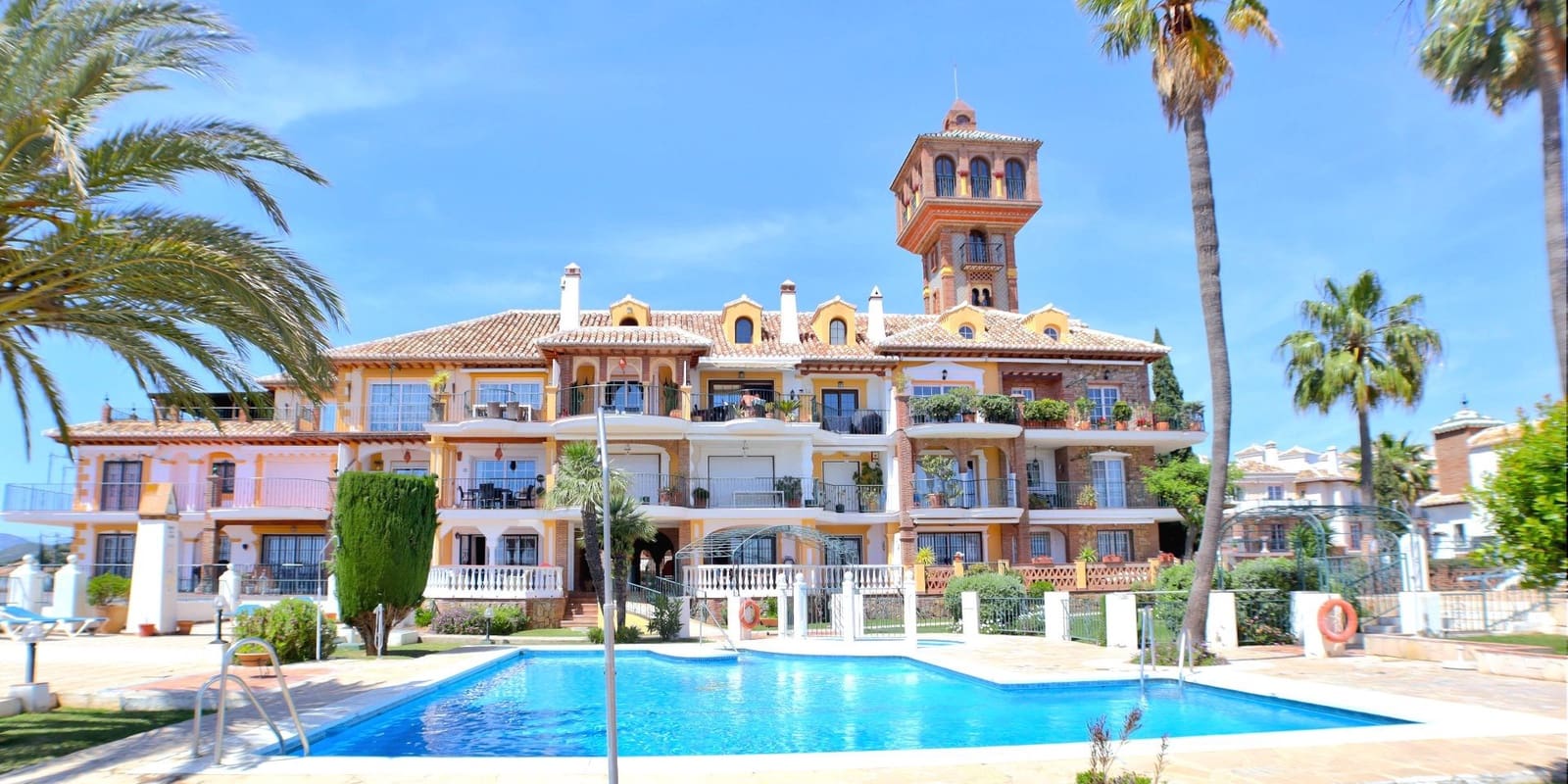 4 bedroom Penthouse for sale in Mijas with pool garage - € 1,150,000 (Ref: 9376673)