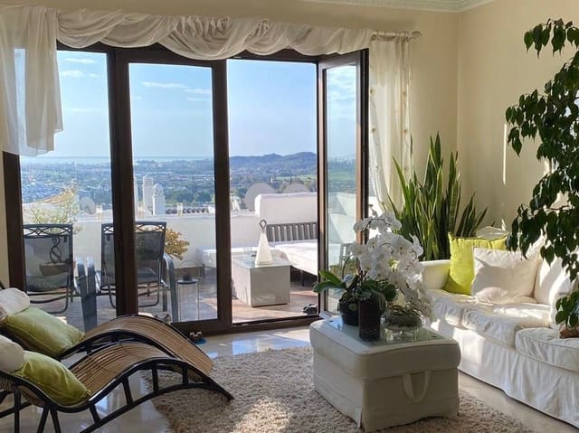 3 chambre Penthouse à vendre à Mijas Golf, Mijas avec piscine garage - 495 000 € (Ref: 9382412)